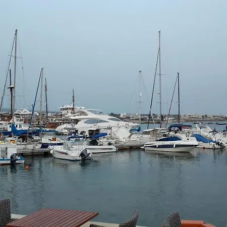 Apartamento Superior Court Vacation Away From Paphos